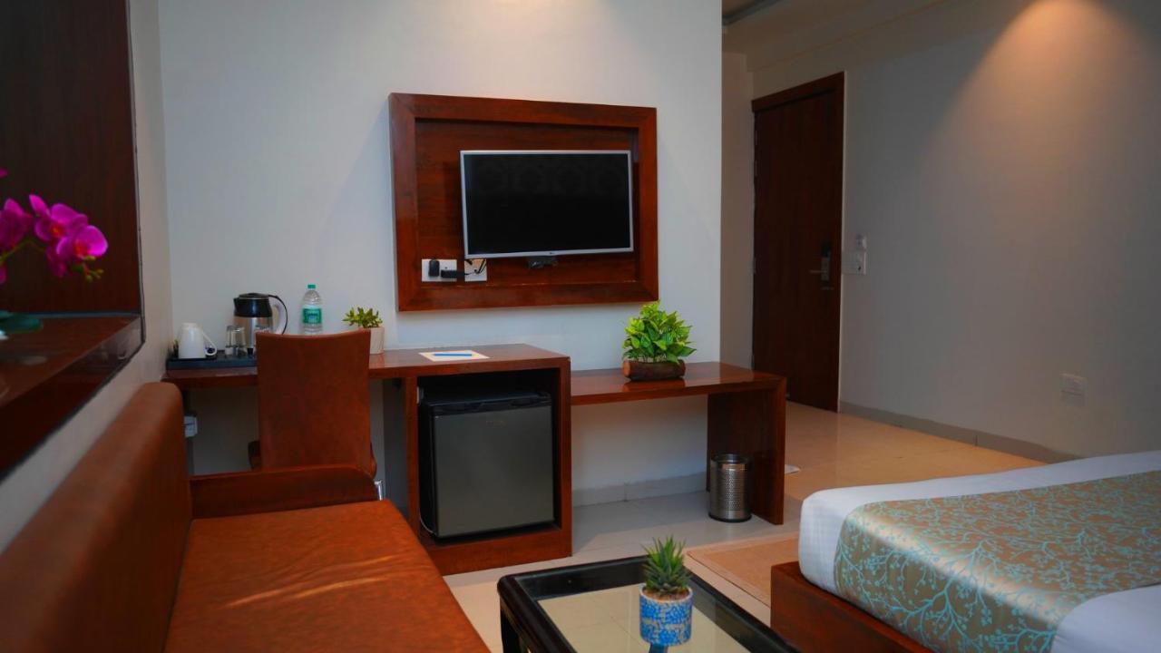 The Vegas By De Pavilion, Delhi Airport Delhi (National Capital Territory of India) Exterior foto